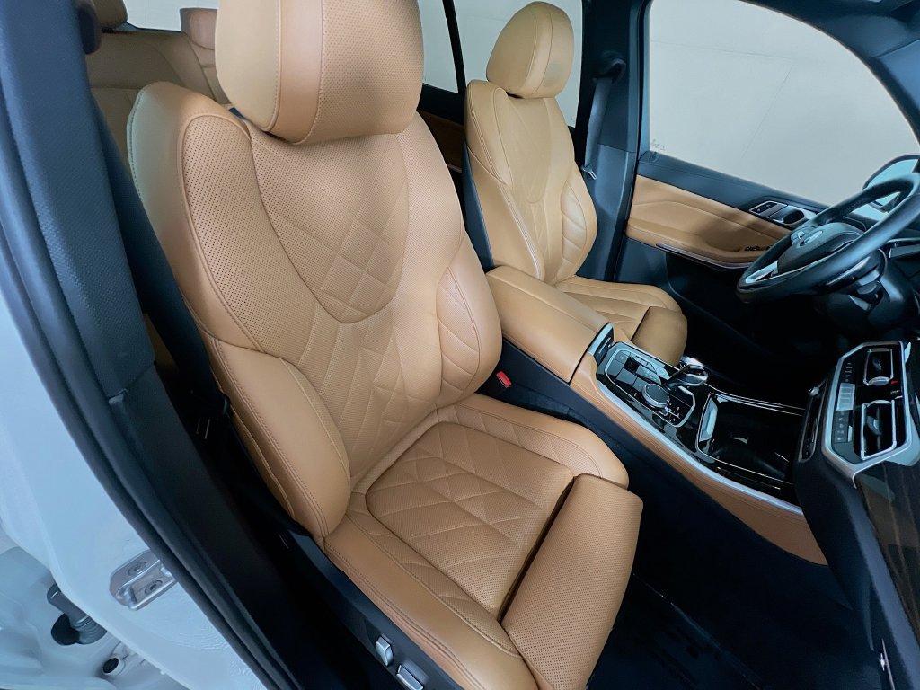 Used 2023 BMW X5 xDrive40i AWD/4WD image 29
