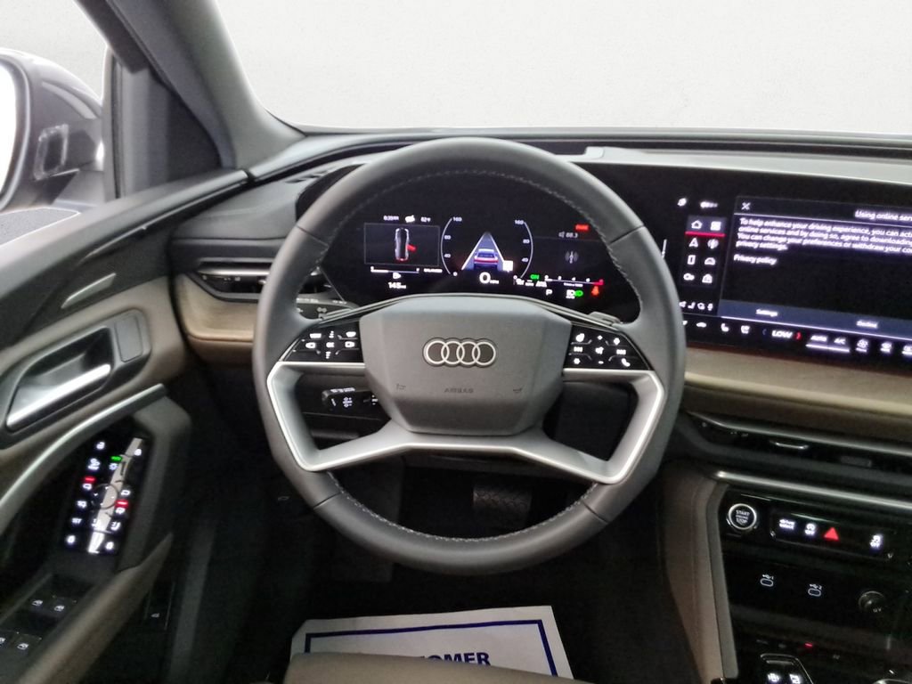 Used 2025 Audi Q5 Premium Plus w/ Premium Plus image 14