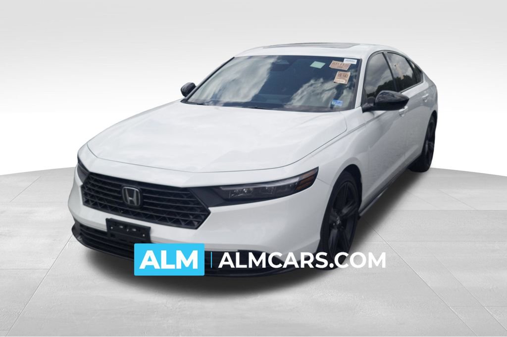 Used 2025 Honda Accord Sport image 1