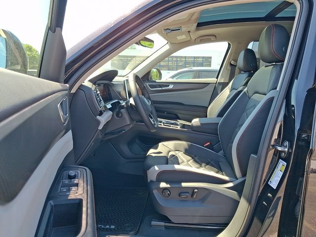 New 2026 Volkswagen Atlas Peak Edition AWD/4WD image 6