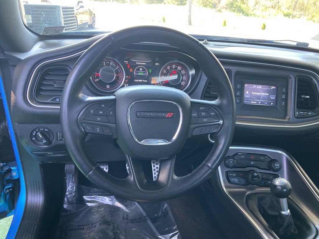 Used 2015 Dodge Challenger R/T w/ Quick Order Package 22B R/T RWD image 31