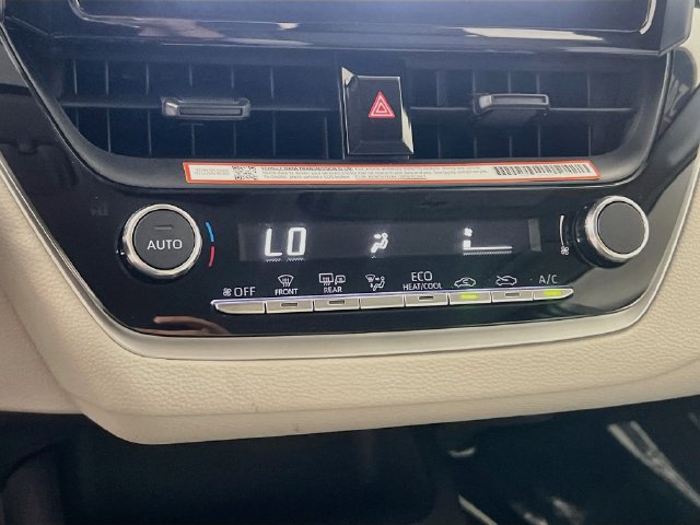 Used 2026 Toyota Corolla LE FWD image 23