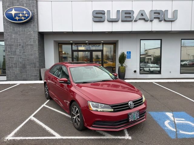 Used 2017 Volkswagen Jetta SE image 1