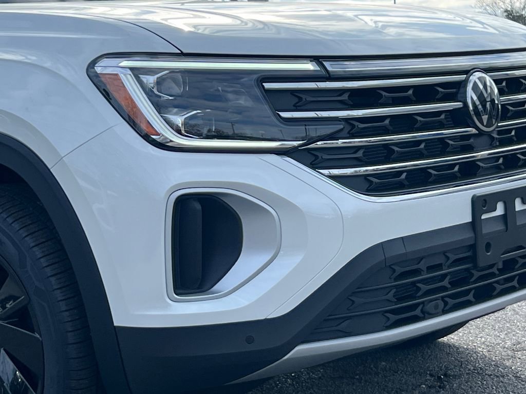 New 2026 Volkswagen Atlas SE image 2