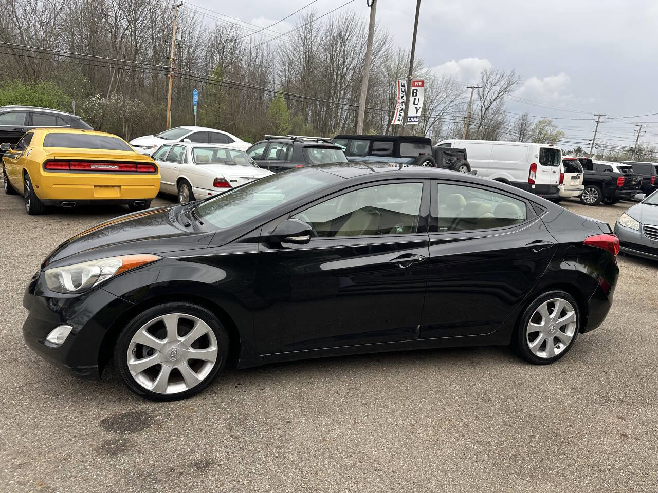 Used 2013 Hyundai Elantra Limited FWD image 3