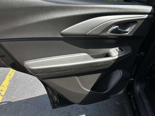 Used 2025 Chevrolet TrailBlazer LT FWD image 11