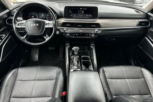 Used 2022 Kia Telluride EX w/ EX Premium Package image 14