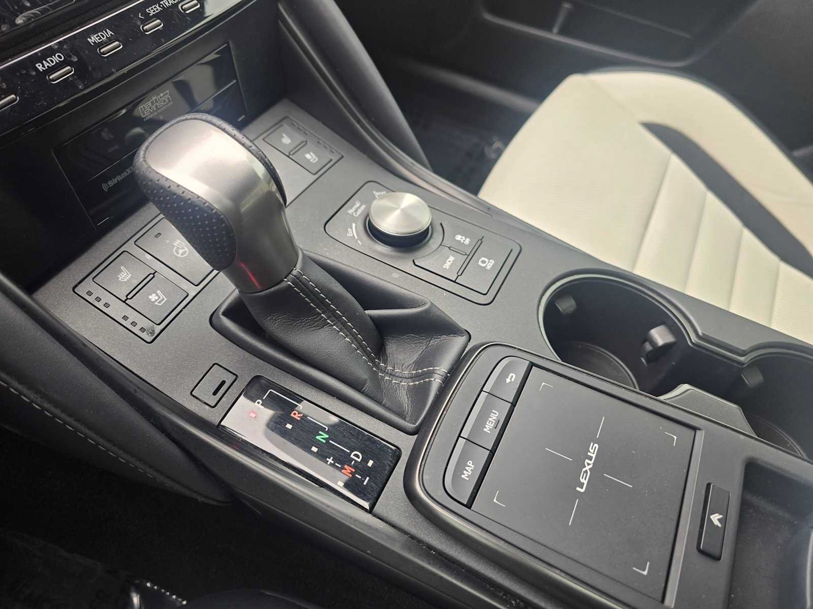 Used 2022 Lexus IS 500 RWD image 30