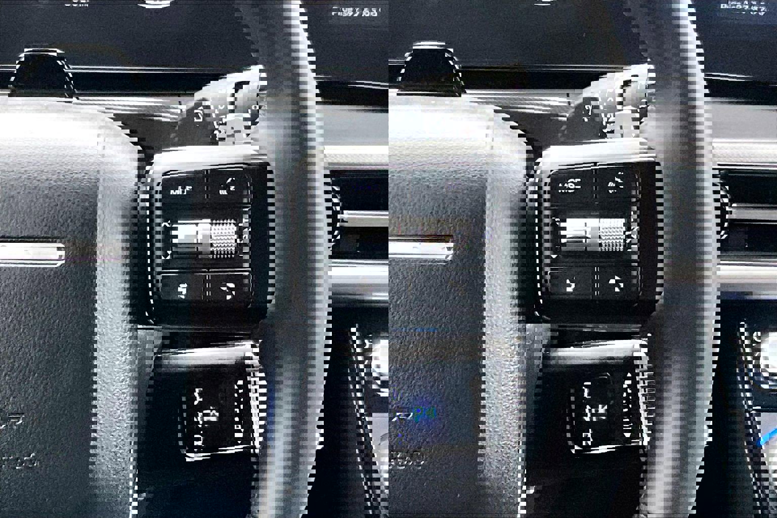 Used 2025 Hyundai Santa Fe SEL image 21