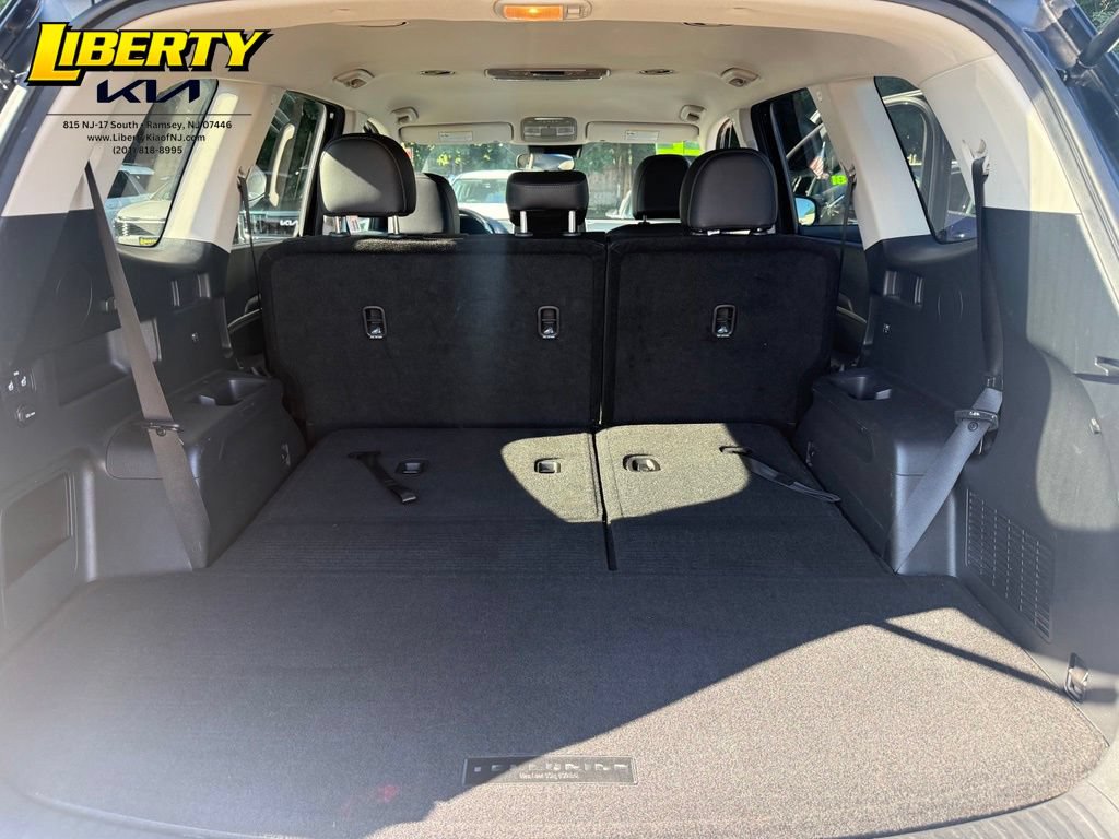 Used 2022 Kia Telluride LX AWD/4WD image 11