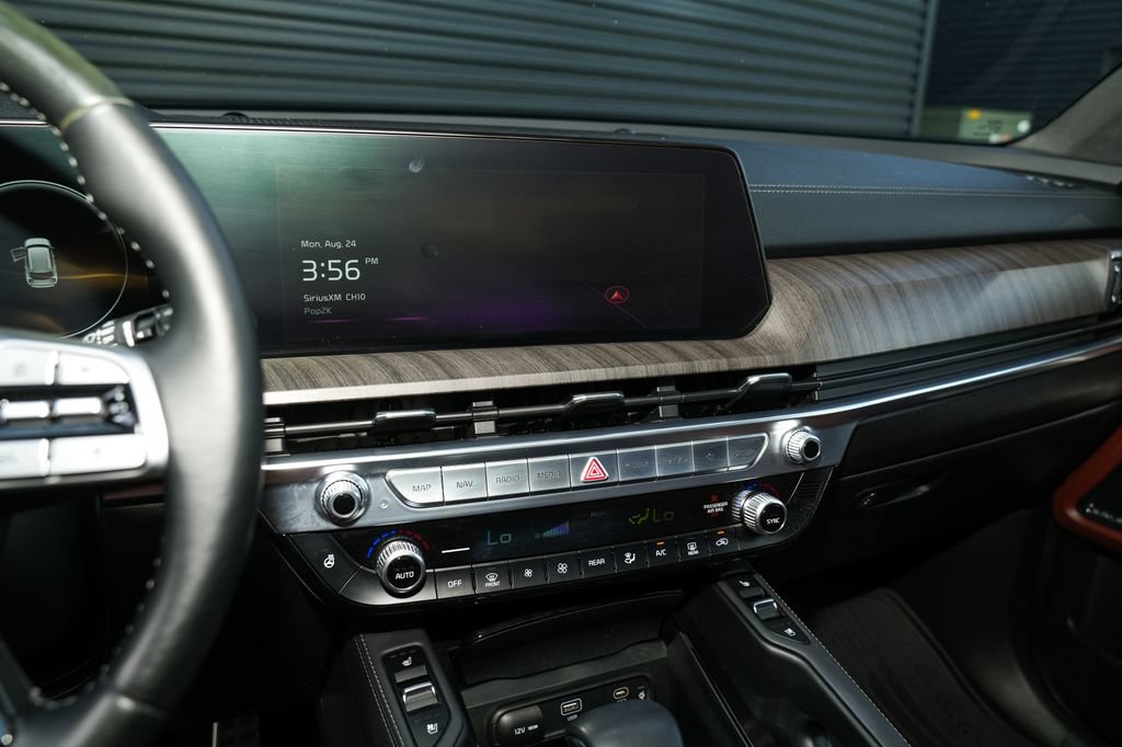 Used 2023 Kia Telluride SX Prestige AWD/4WD image 25