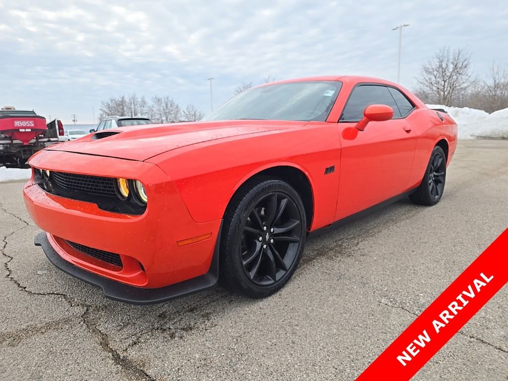 Used 2018 Dodge Challenger R/T w/ Driver Convenience Group image 1