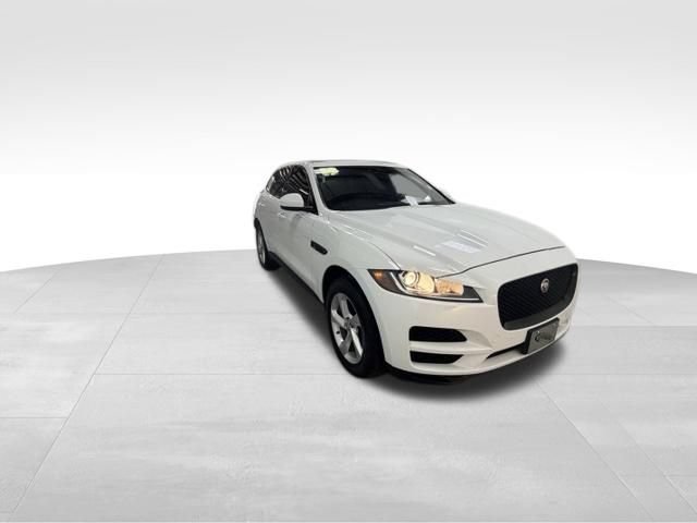 Used 2019 Jaguar F-PACE Premium AWD/4WD image 4