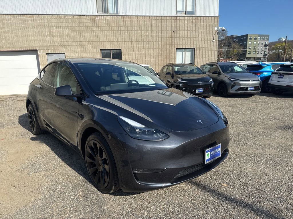 Used 2024 Tesla Model Y Long Range AWD/4WD image 8