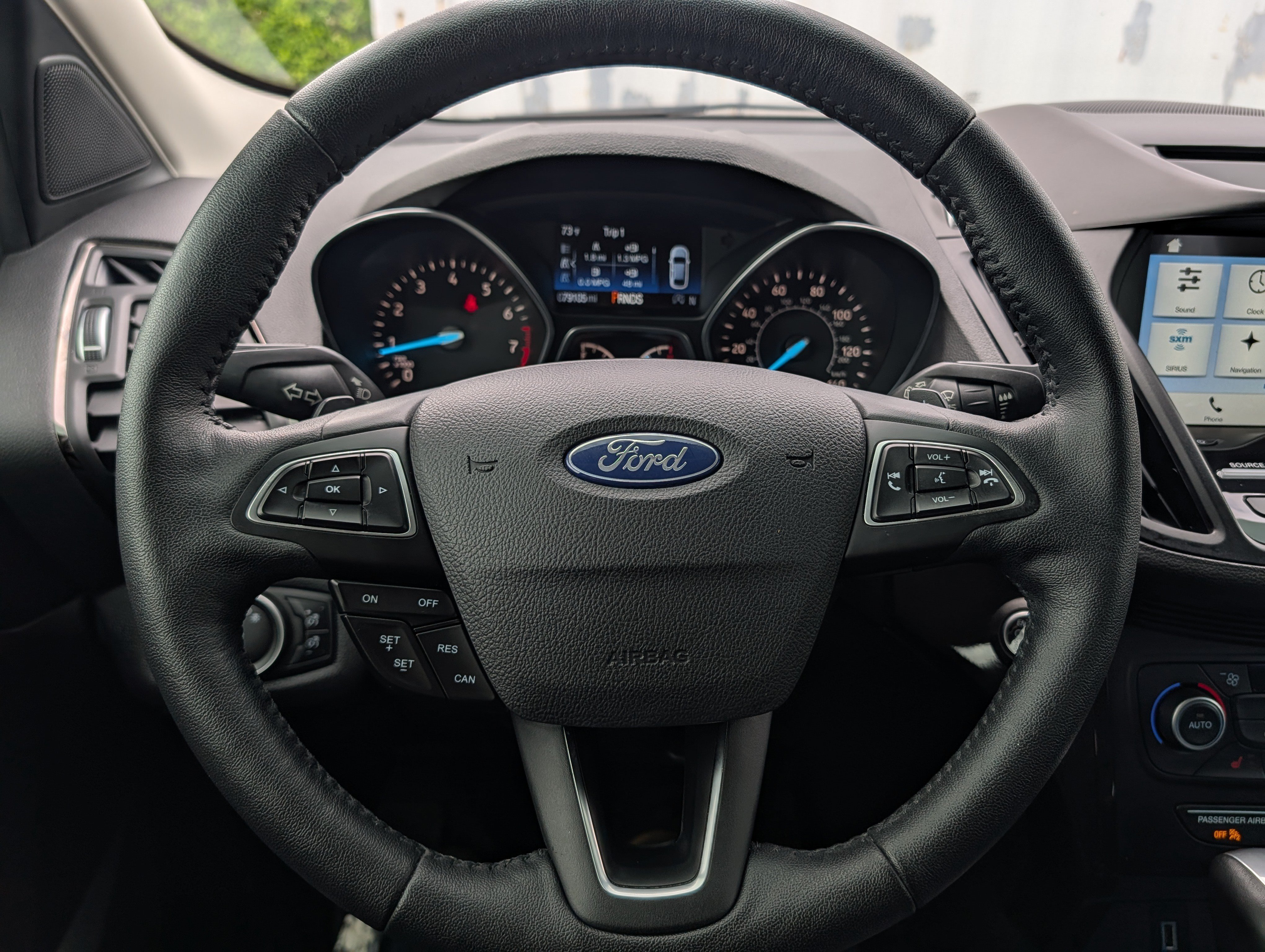 Used 2019 Ford Escape Titanium w/ U9j03 - Titanium Tow Package AWD/4WD image 27