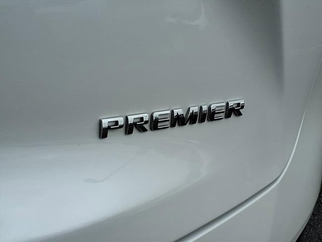 Certified 2025 Chevrolet Blazer Premier w/ Driver Confidence II Package AWD/4WD image 8