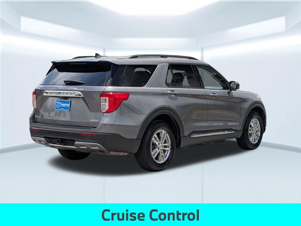 Used 2021 Ford Explorer XLT w/ Equipment Group 202A AWD/4WD image 7