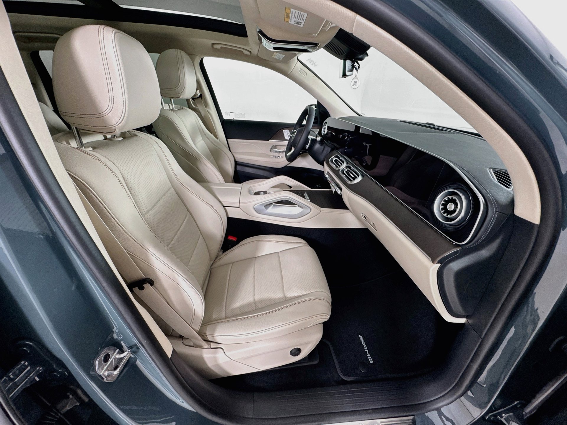 New 2027 Mercedes-Benz GLS 450 4MATIC image 31