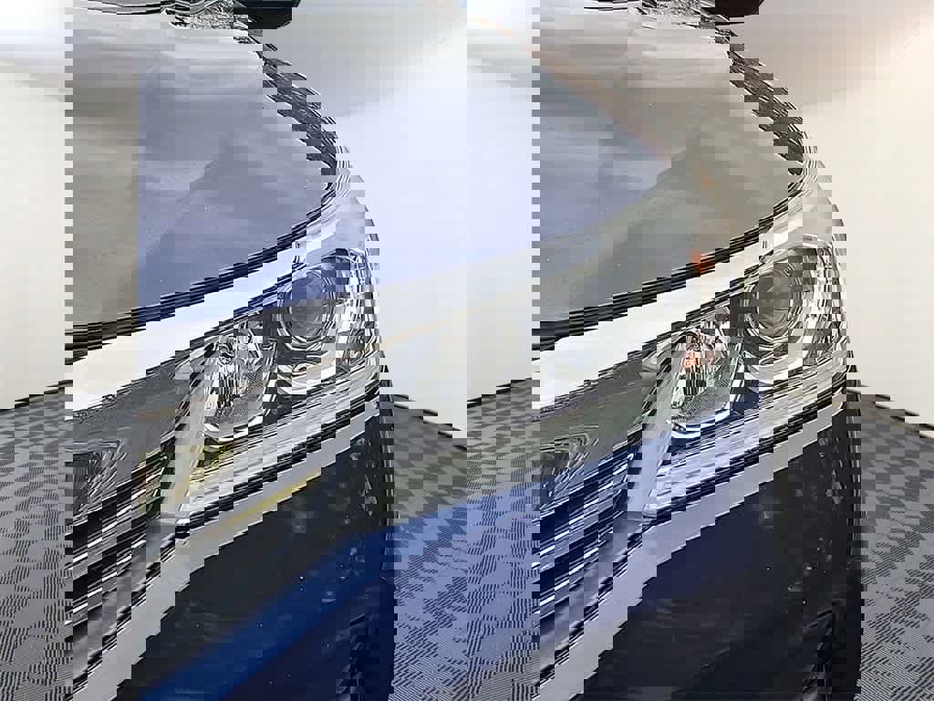 Used 2017 Honda Accord EX-L image 8