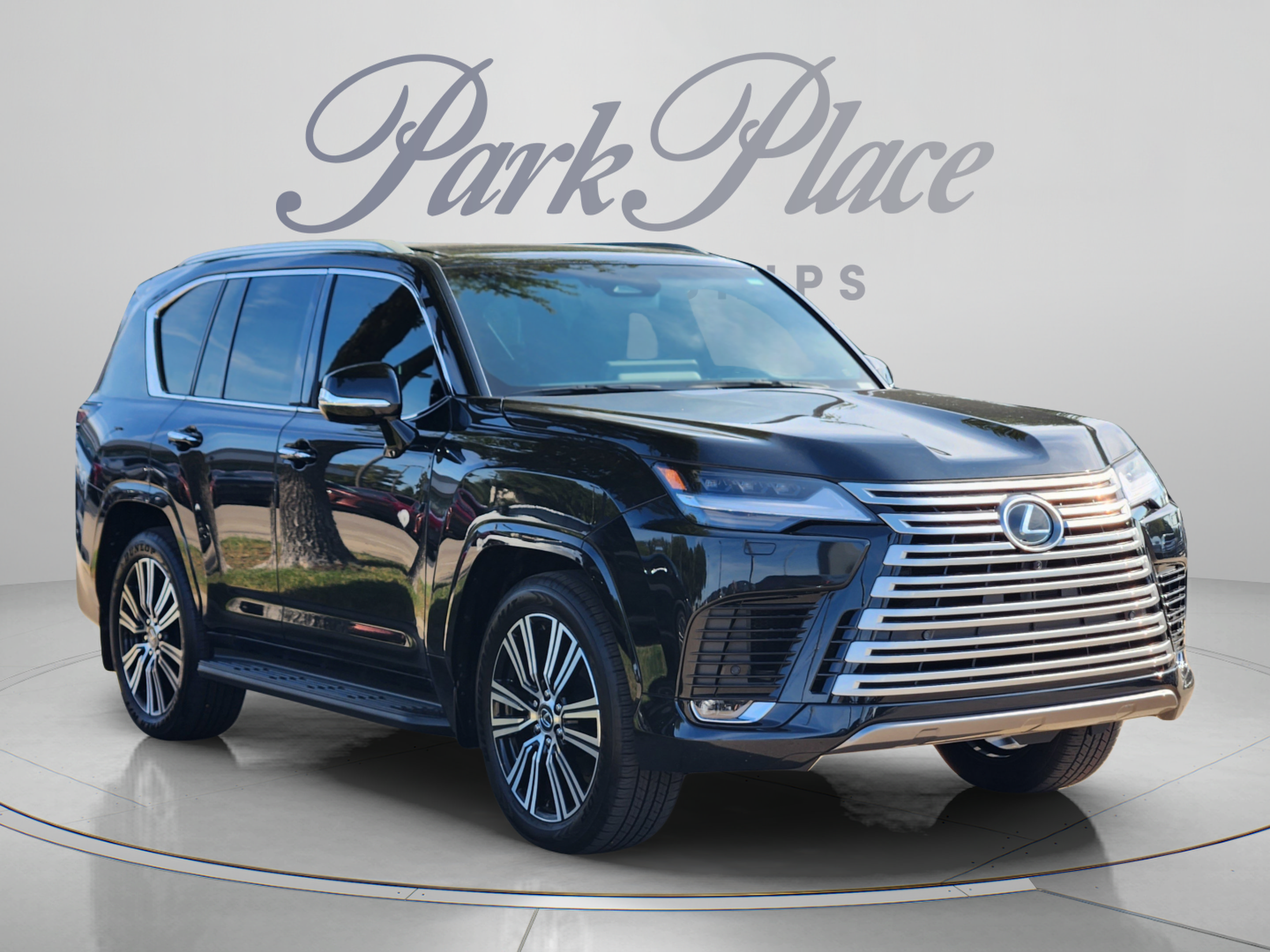 New 2026 Lexus LX 600 4WD w/ Luxury Package image 4