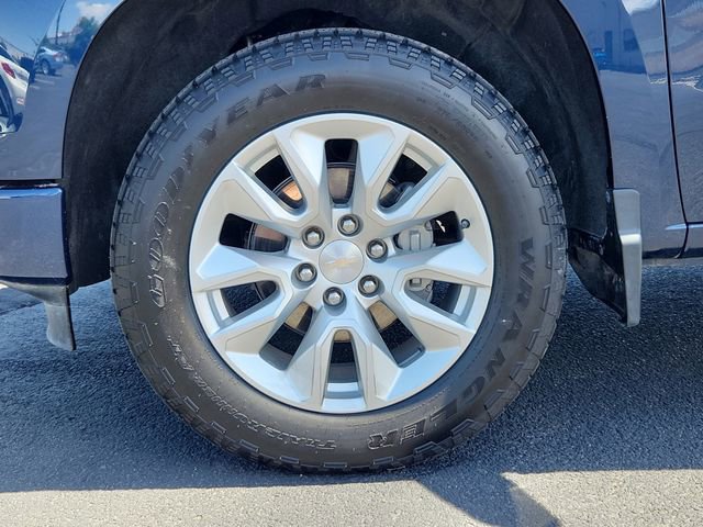 Used 2023 Chevrolet Silverado 1500 Custom AWD/4WD image 23