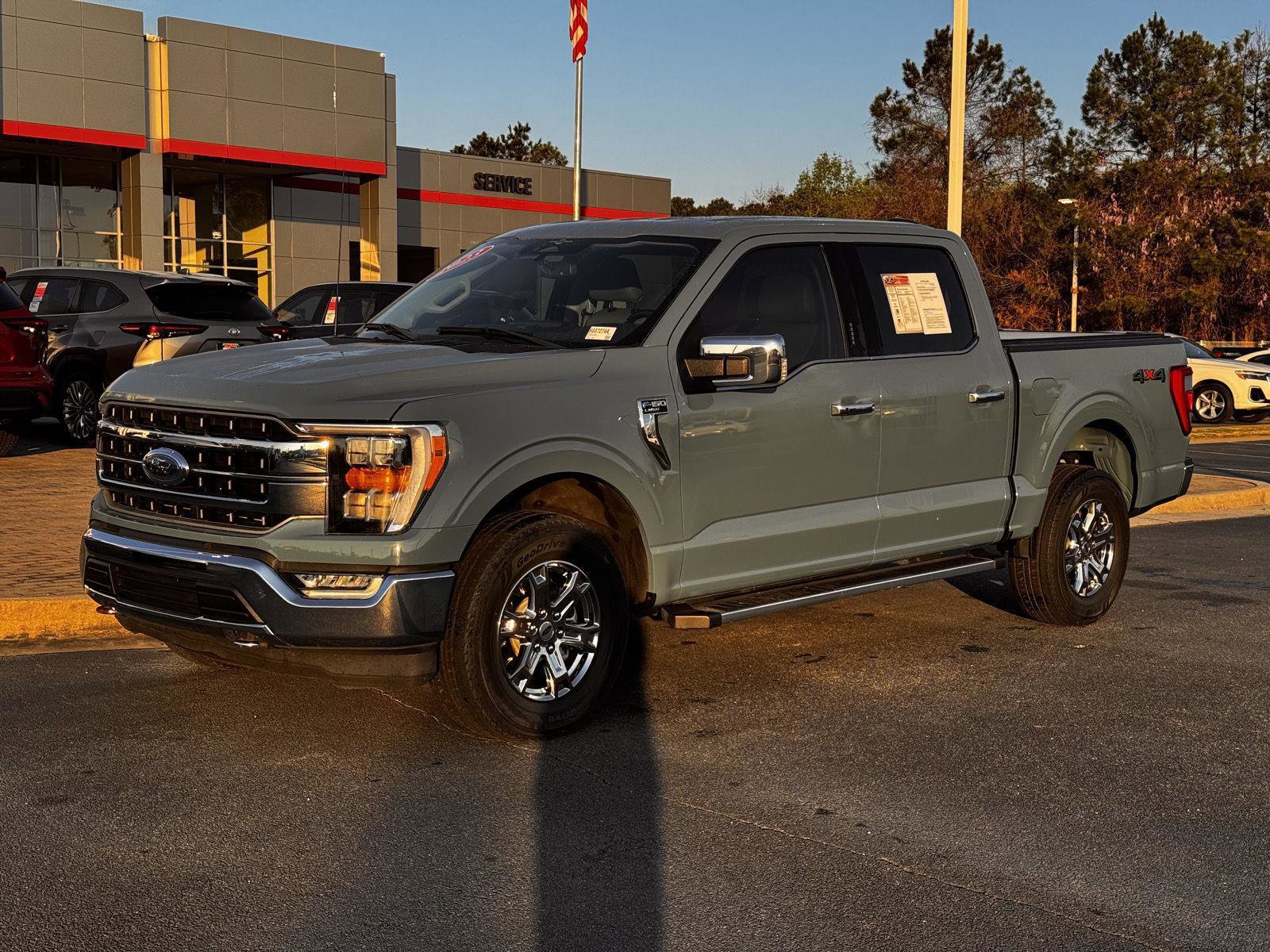 Used 2023 Ford F150 Lariat image 2
