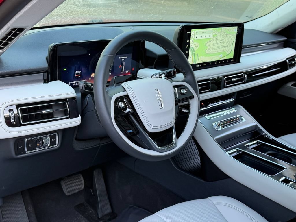 New 2027 Lincoln Aviator AWD image 27