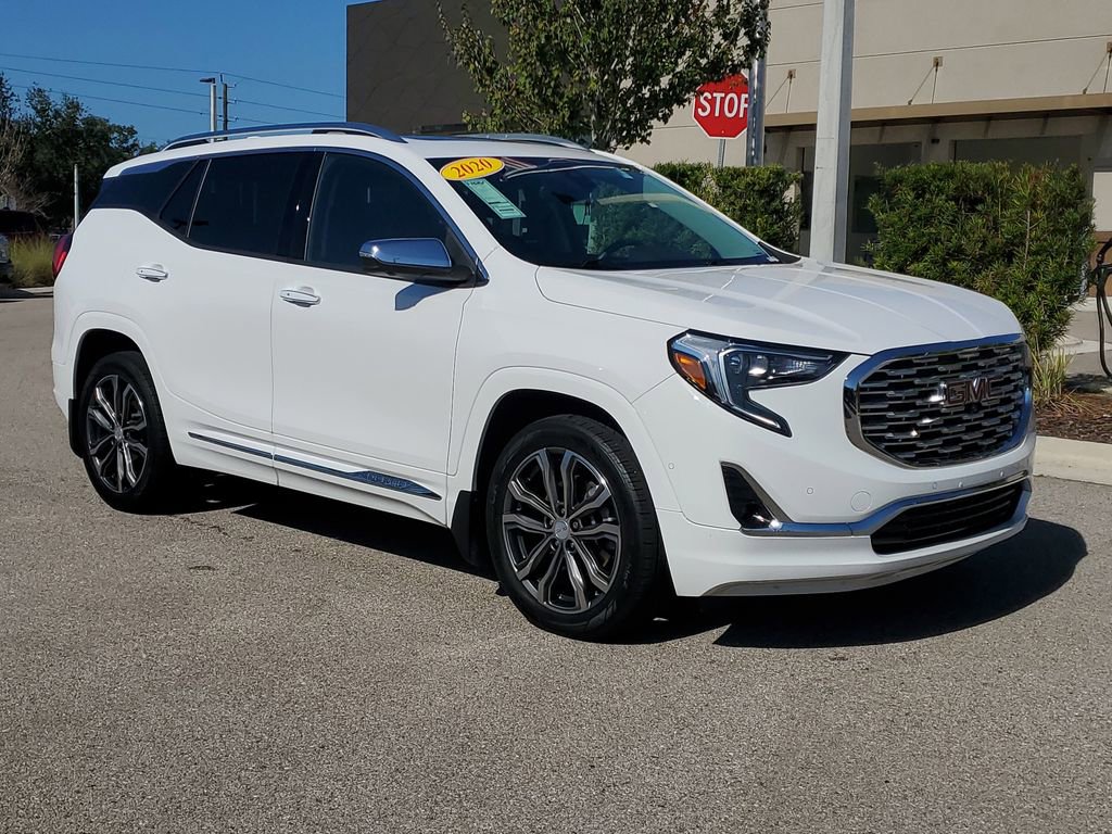 Used 2020 GMC Terrain Denali w/ Denali Premium Package image 2