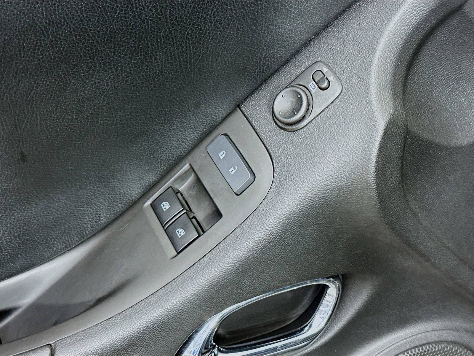 Used 2014 Chevrolet Camaro LS image 21