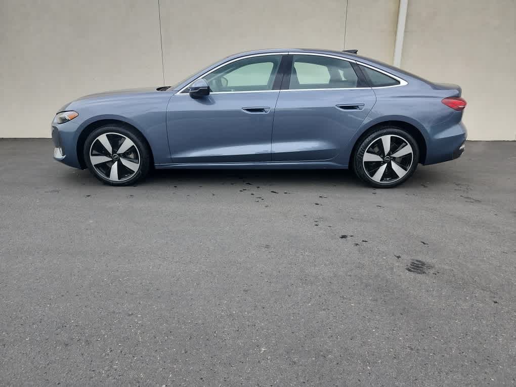 Used 2025 Audi A5 Premium Plus w/ Premium Plus AWD/4WD image 4