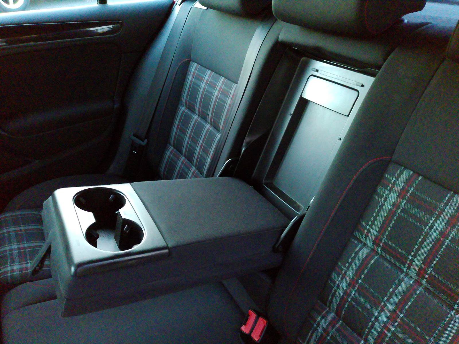 Used 2012 Volkswagen GTI 4-Door FWD image 30