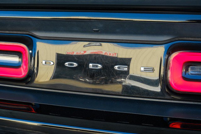 Used 2015 Dodge Challenger R/T Scat Pack RWD image 50