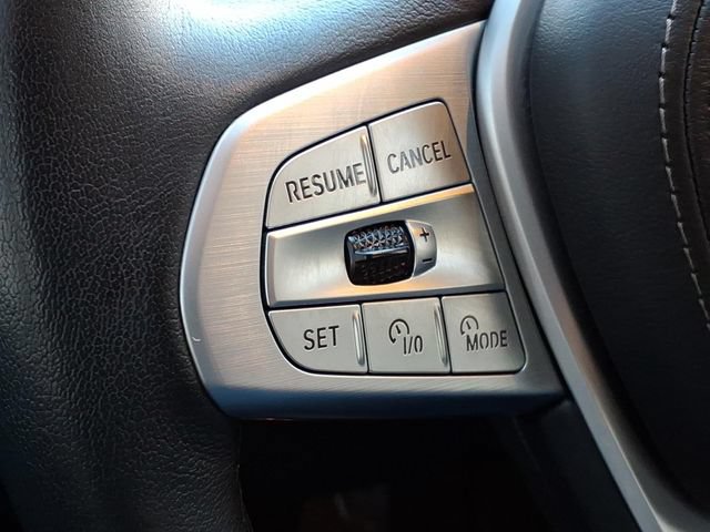 Used 2024 BMW X7 xDrive40i w/ Premium Package AWD/4WD image 9