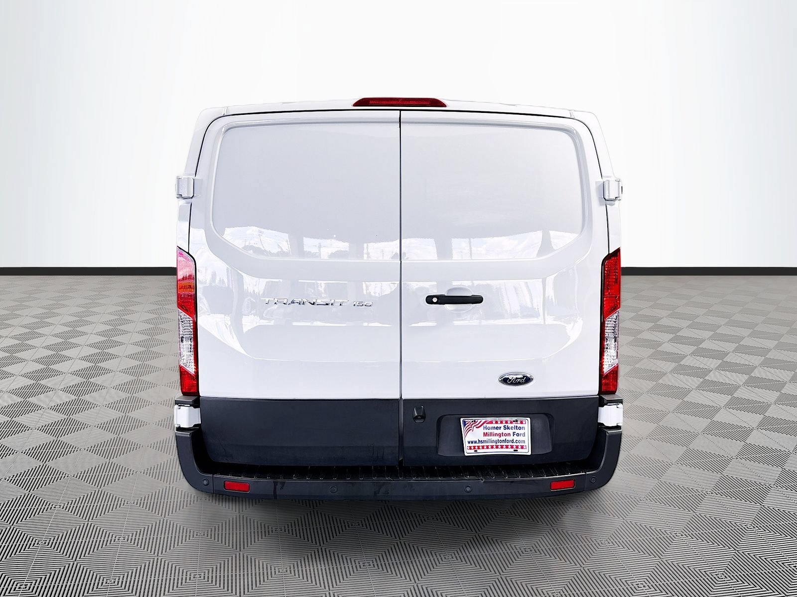 Used 2023 Ford Transit 150 Low Roof RWD image 6