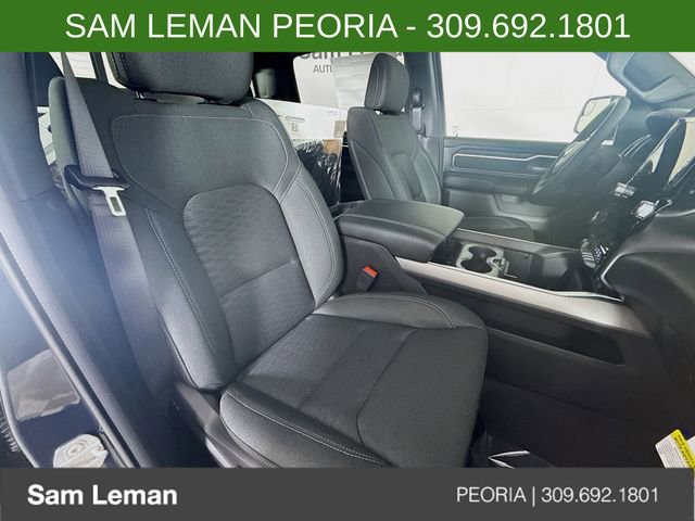 New 2026 RAM 1500 4x4 Crew Cab image 27