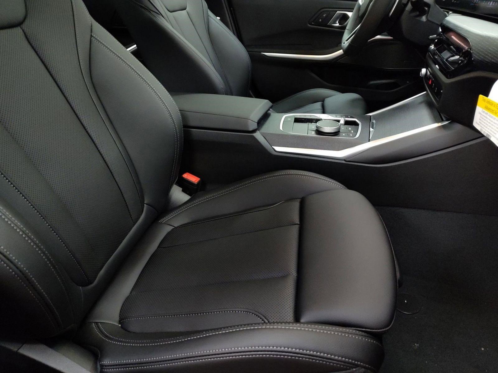 New 2026 BMW 330i Sedan w/ M Sport Package RWD image 26