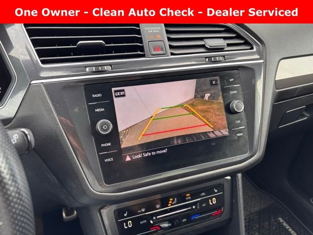 Used 2022 Volkswagen Tiguan SE R-Line AWD/4WD image 25