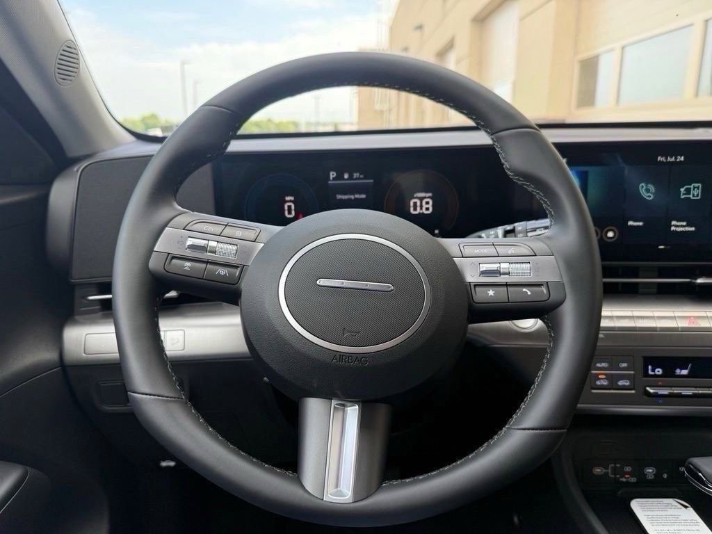 Certified 2025 Hyundai Kona SEL FWD image 13