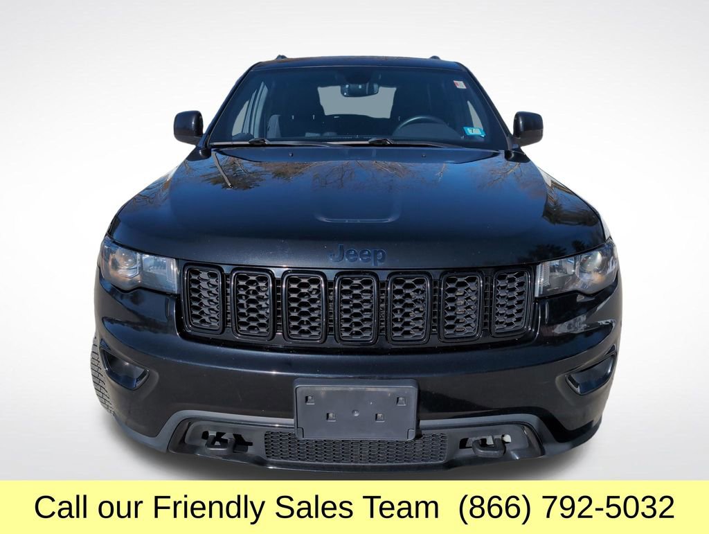 Used 2020 Jeep Grand Cherokee Laredo image 10