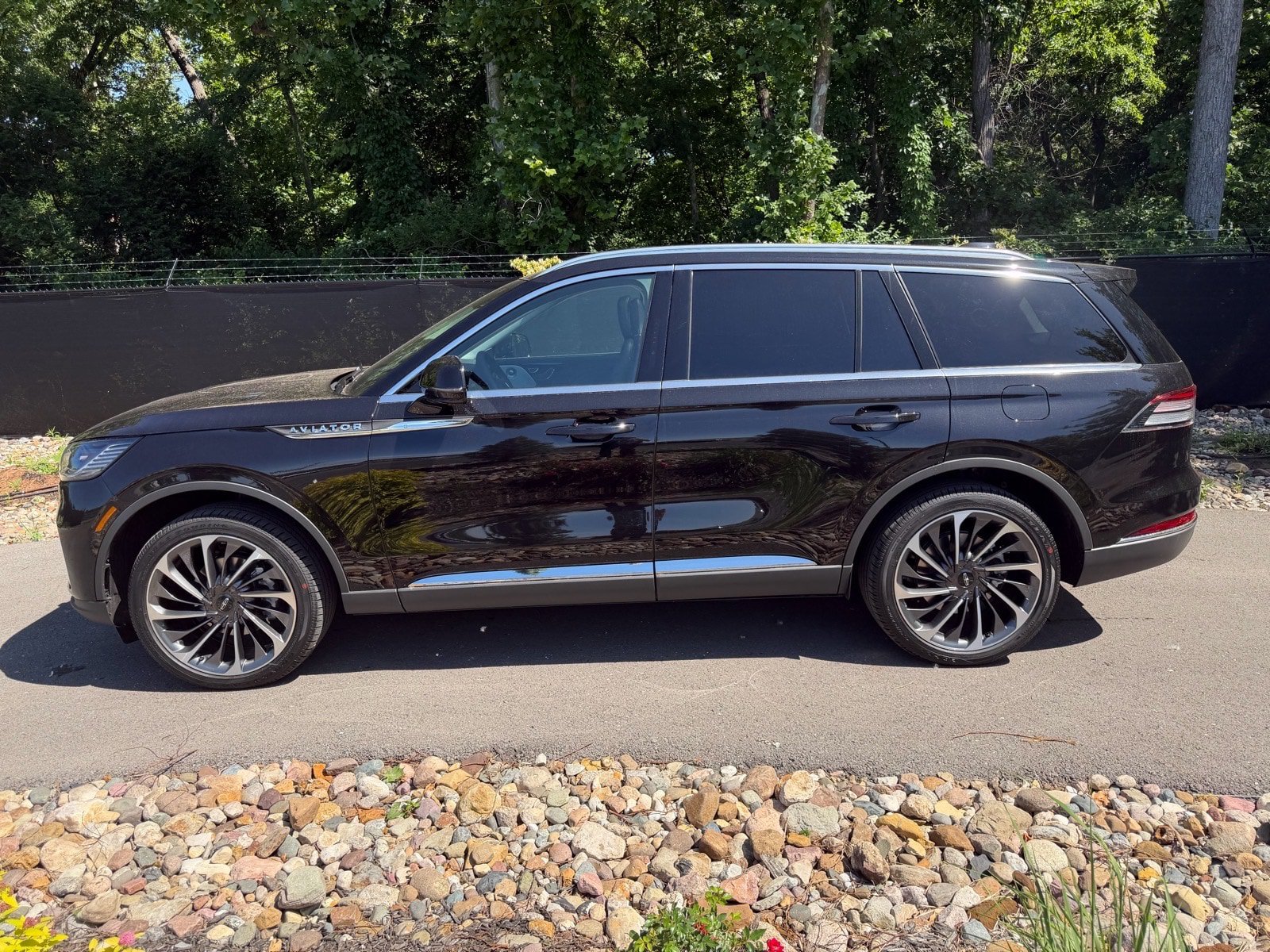 New 2026 Lincoln Aviator Reserve AWD/4WD image 2