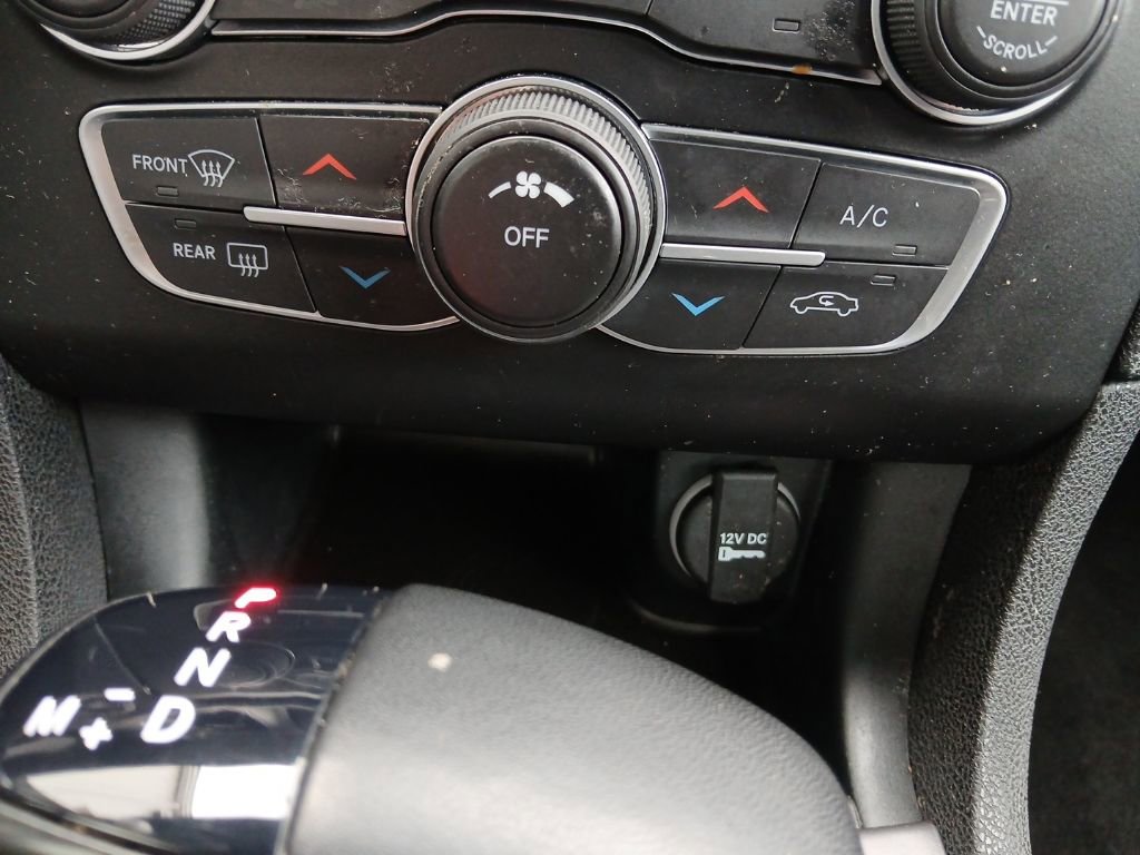 Used 2023 Dodge Charger SXT w/ Cold Weather Package image 19