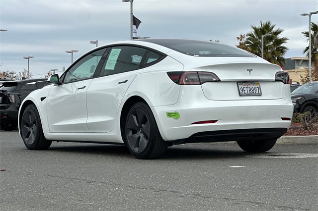 Used 2023 Tesla Model 3 Standard Range image 6