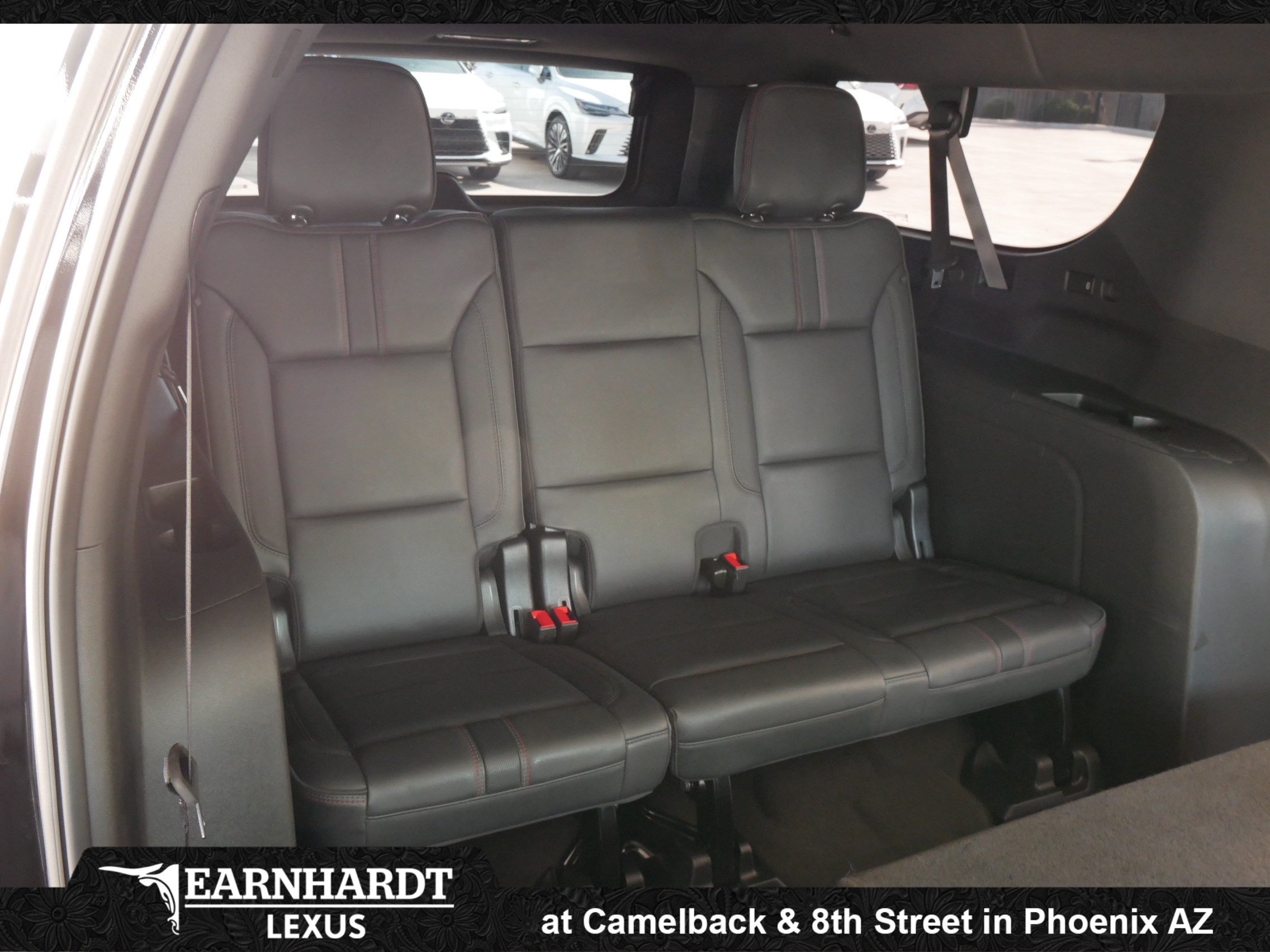 Used 2025 Chevrolet Suburban RST w/ Sun And Tow Package AWD/4WD image 30