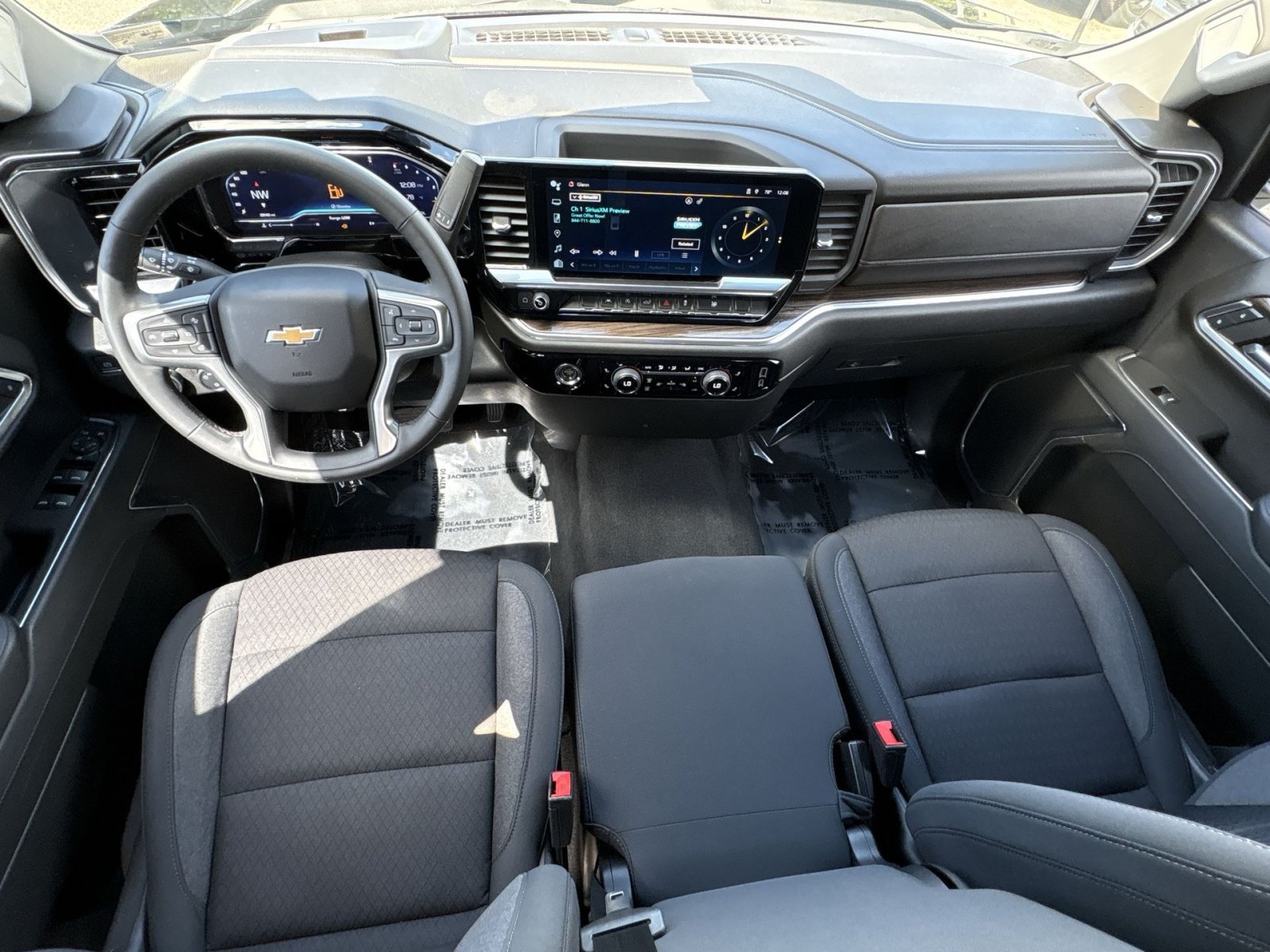 Used 2023 Chevrolet Silverado 1500 LT AWD/4WD image 23