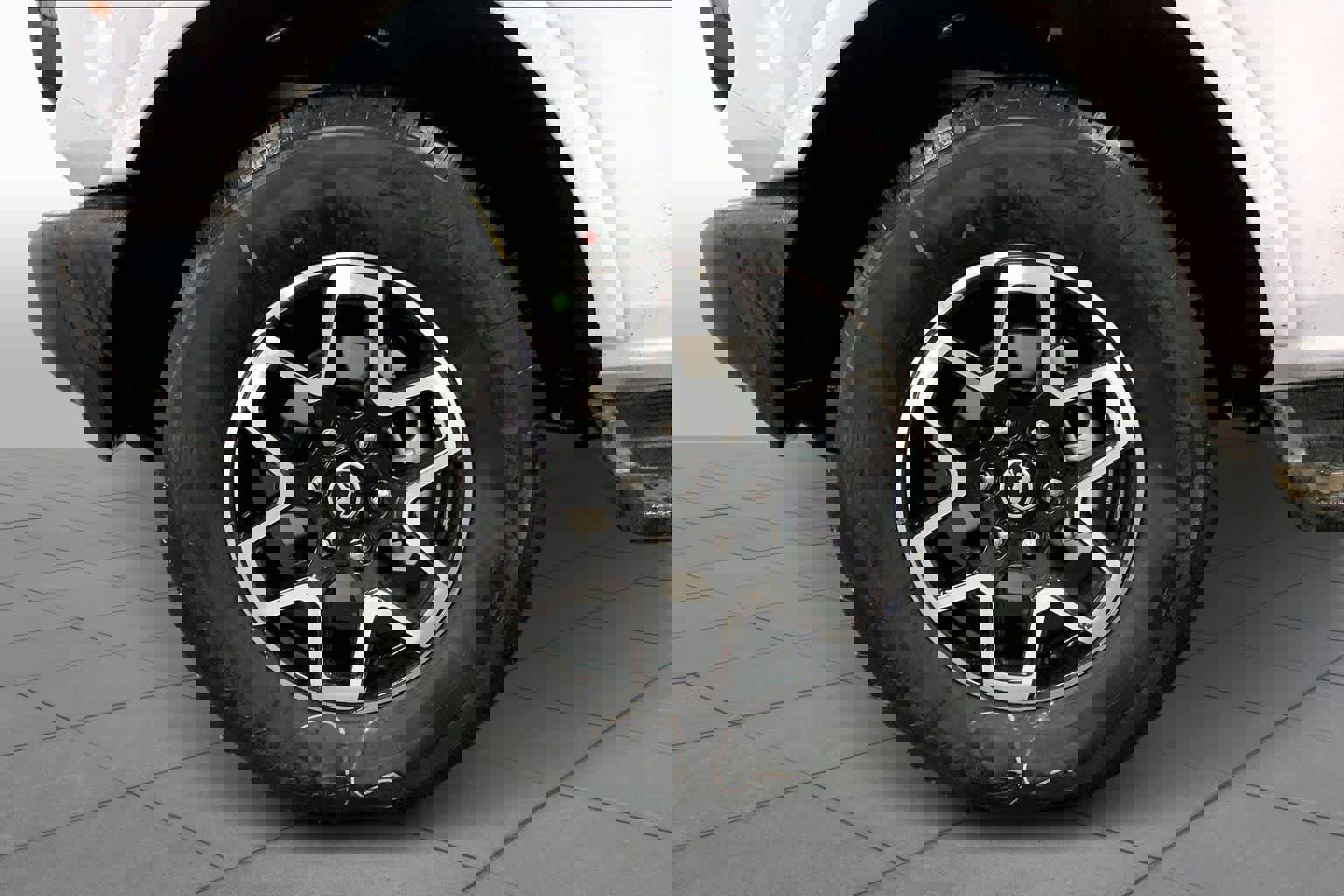 New 2025 Ford Bronco Outer Banks image 9