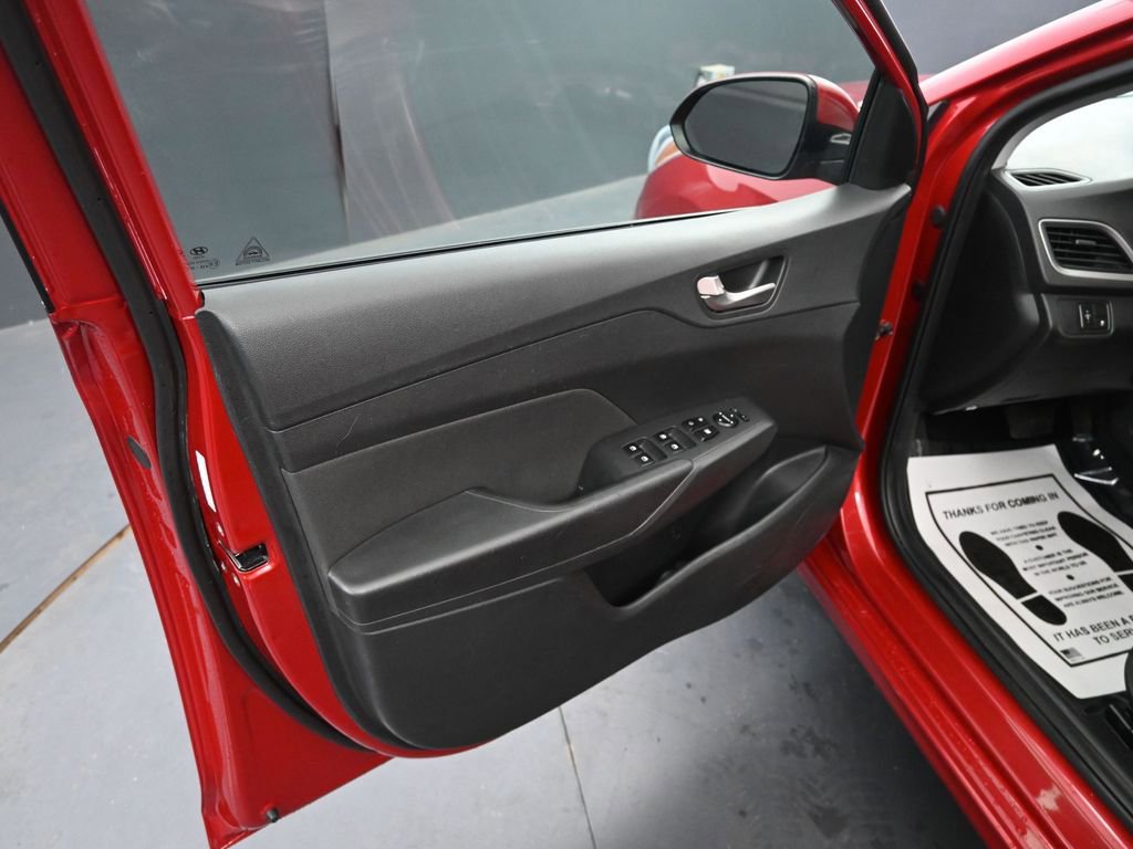 Used 2021 Hyundai Accent SE image 25