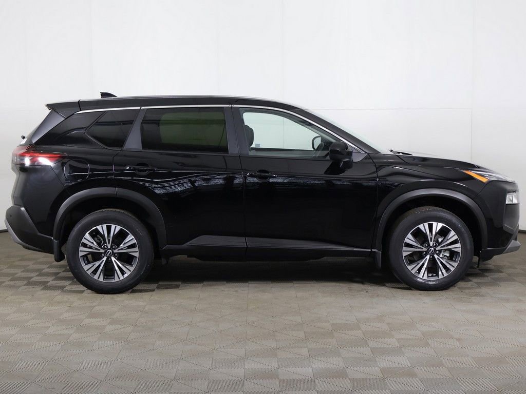 Used 2023 Nissan Rogue SV AWD/4WD image 16