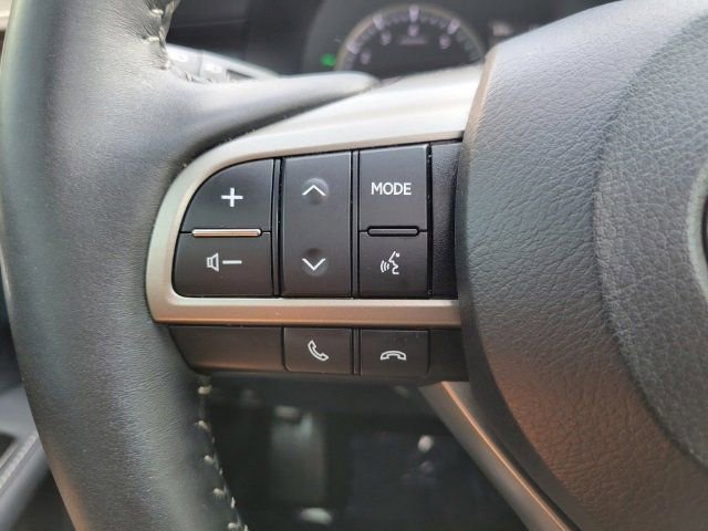 Used 2017 Lexus ES 350 w/ Ultra Luxury Package FWD image 33