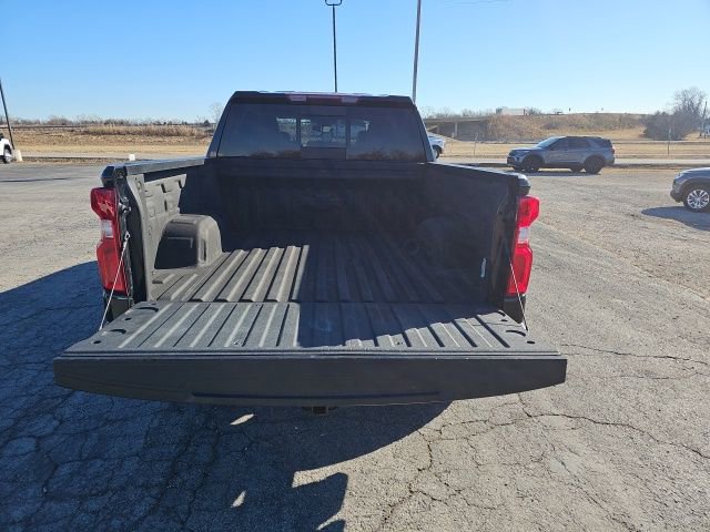 Used 2022 Chevrolet Silverado 1500 LT Trail Boss image 9