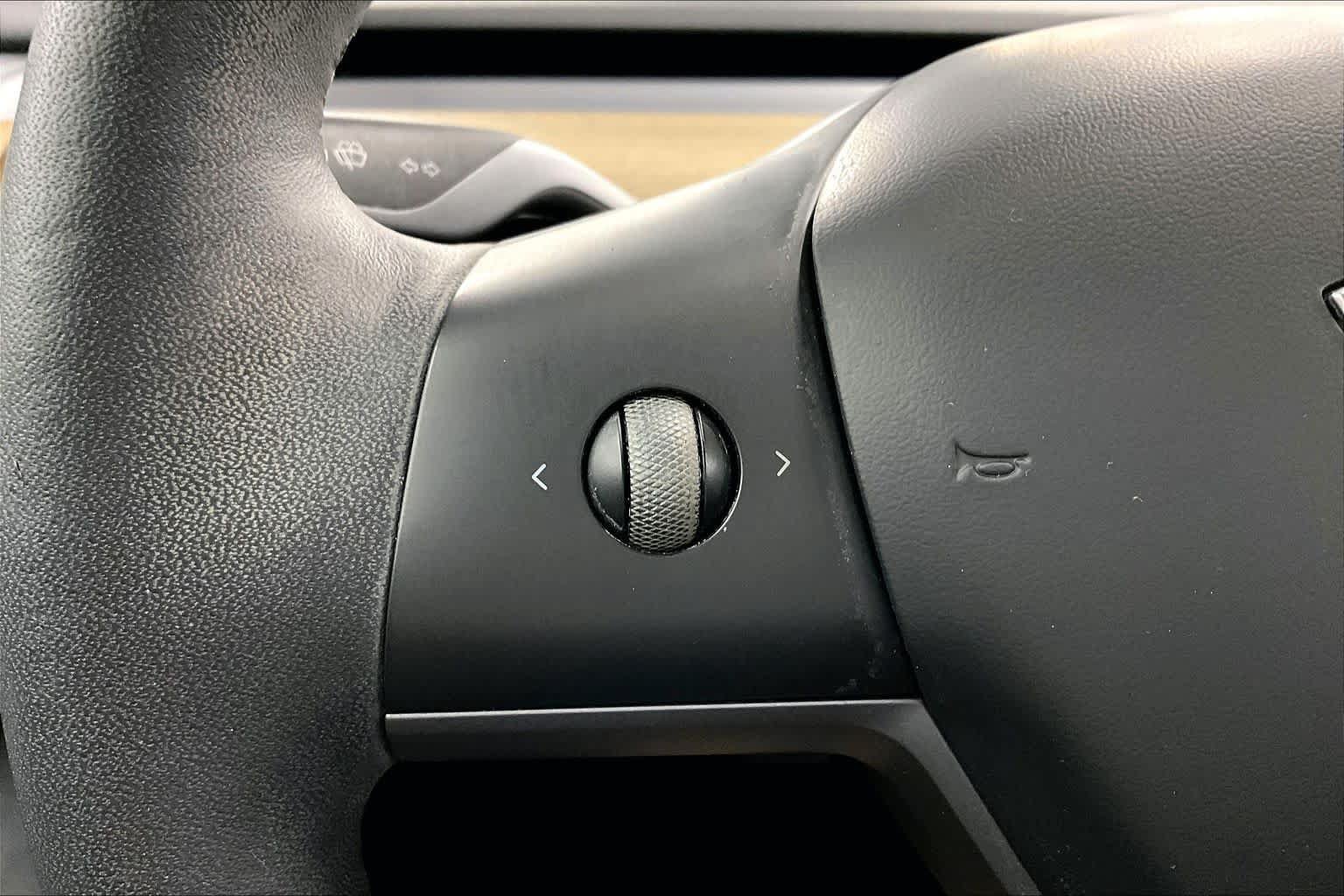 Used 2023 Tesla Model 3 Standard Range RWD image 22